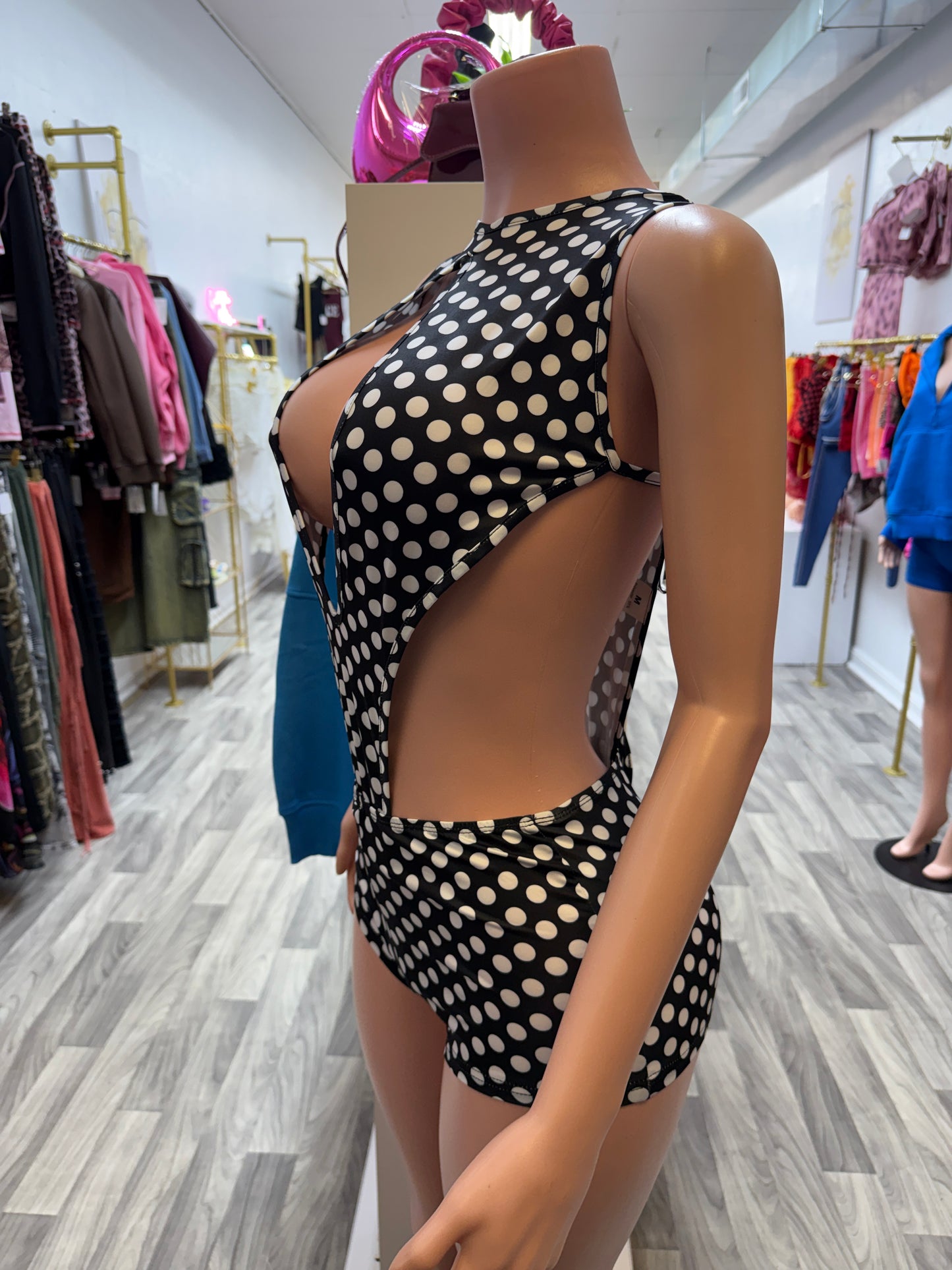 Pin-Up Princess Polka Dot Cutout Set