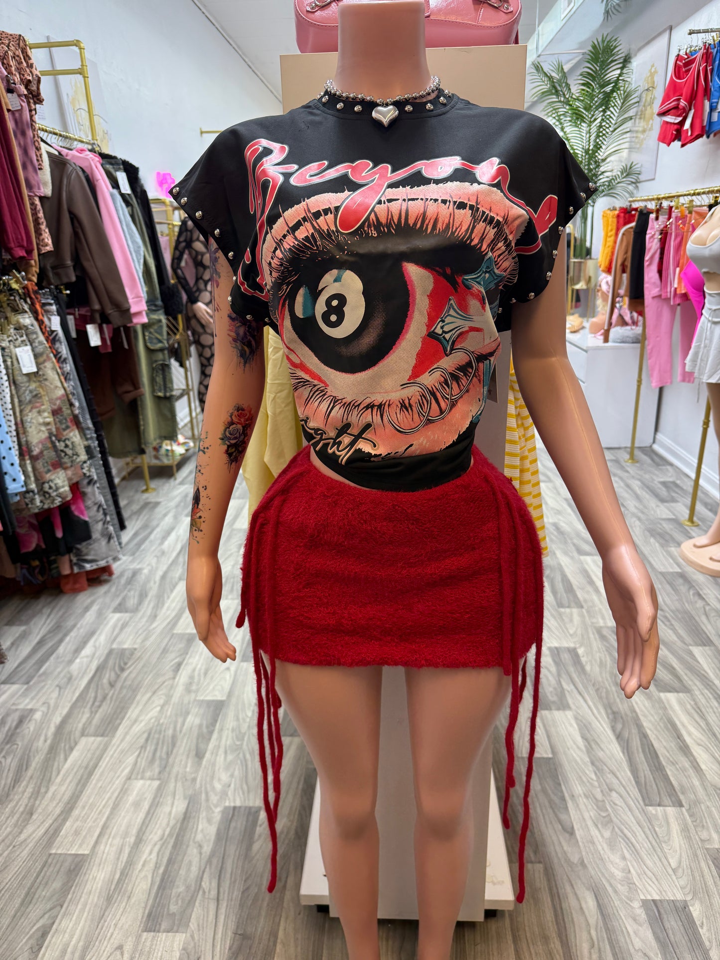 Lucky 8 Oversized Graphic Tee