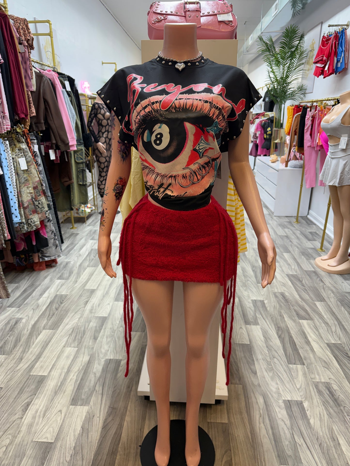 Lucky 8 Oversized Graphic Tee