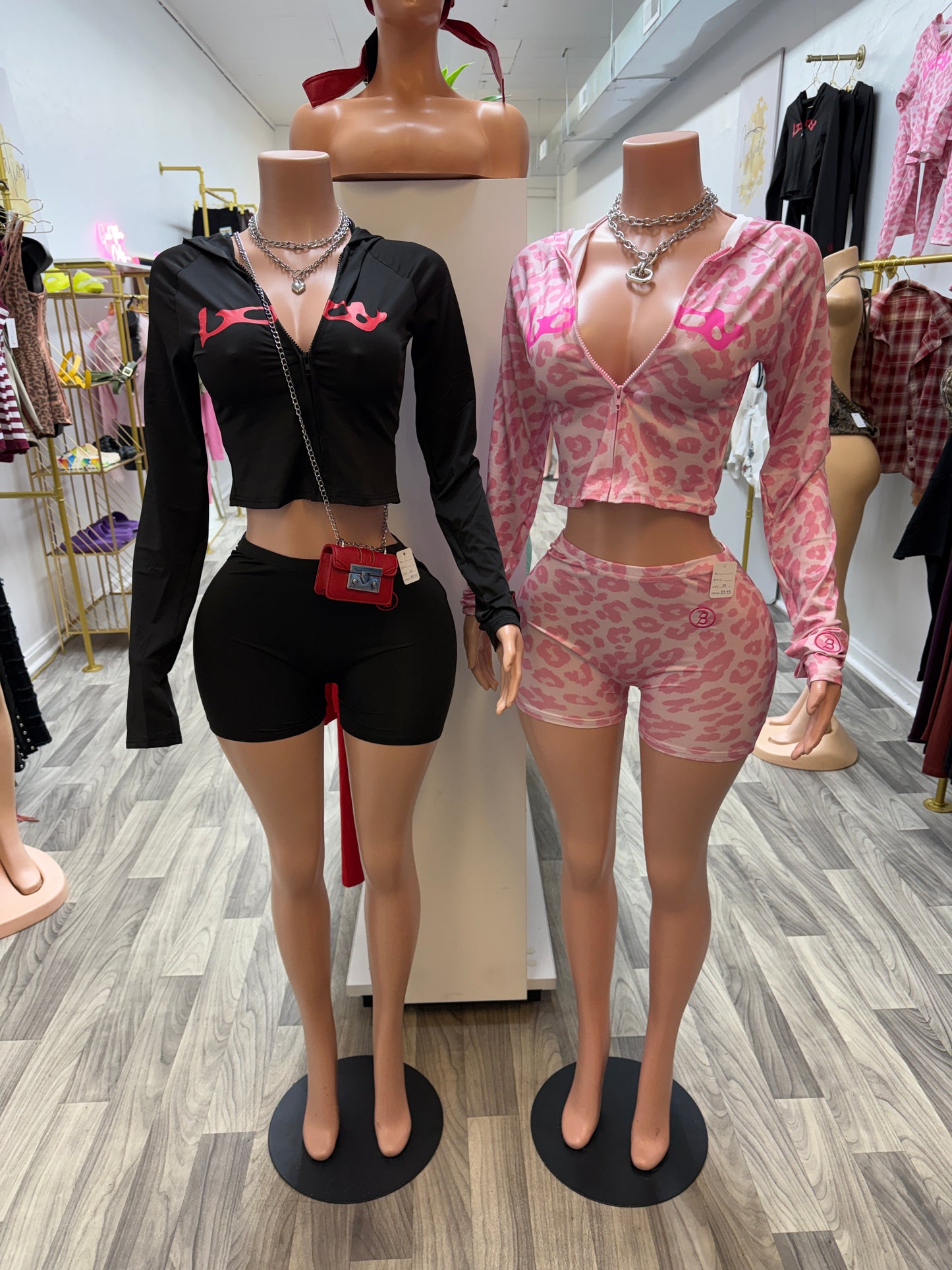 Off-Duty Baddie Zip-Up Set – Sculpting Fit (2-Piece Shorts Set)