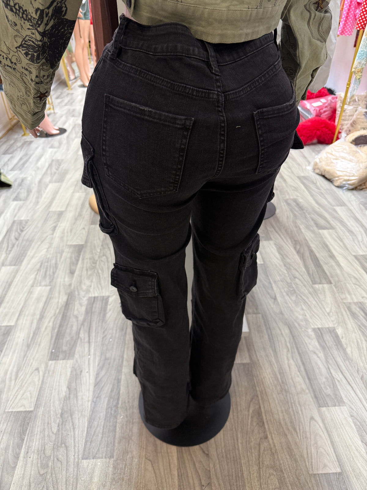 Stacked Up Stretch Cargo Jeans – Black