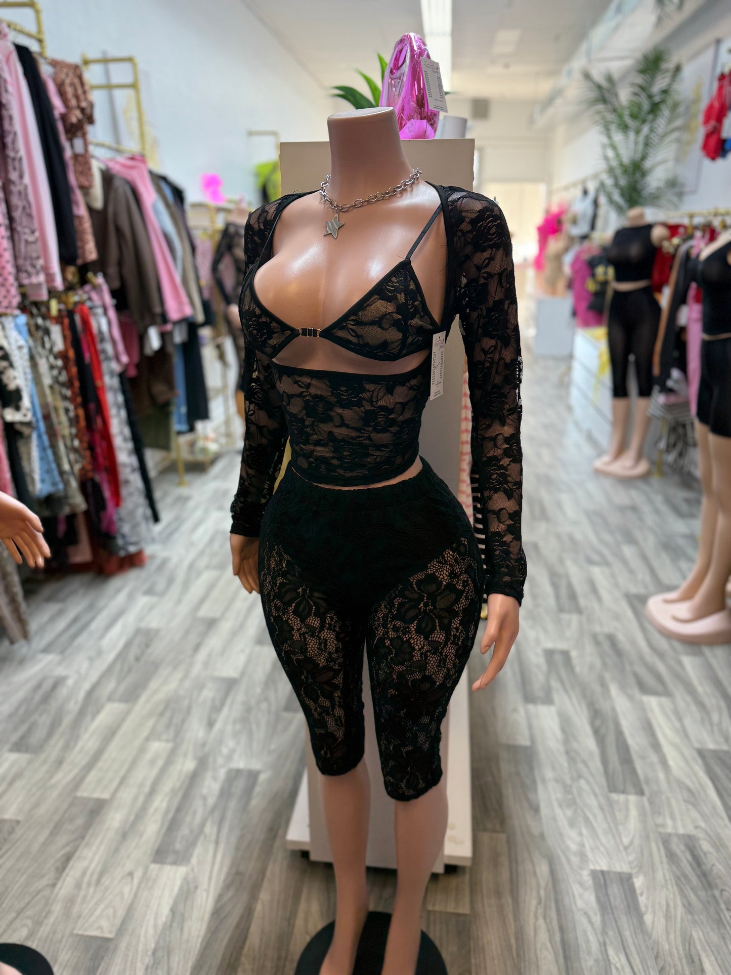 Midnight Temptation 3-Piece Lace Set – Black
