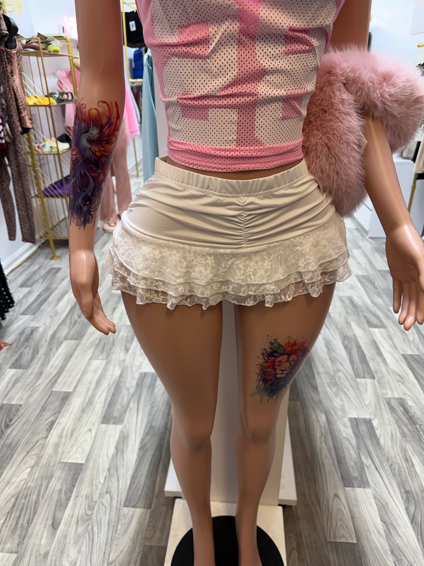 Sweet Angel Lace Trim Ruched Mini Shorts – Flirty Ruffle Detail