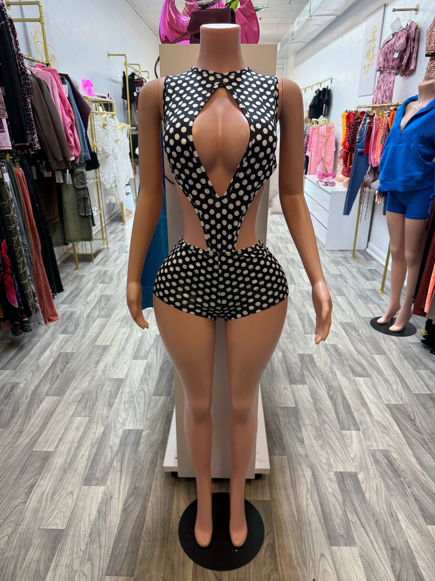 Pin-Up Princess Polka Dot Cutout Set